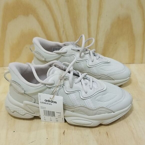 Adidas Originals Ozweego Casual Menssz 6 1/2 , Wmn's 8 1/2 Sneakers Brand  new